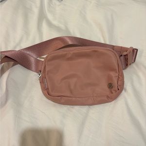 Lululemon belt bag